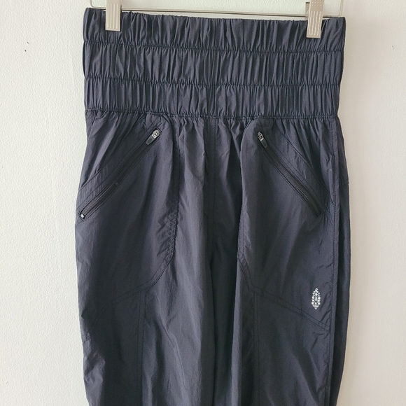 Free People The Noiseless Way Home Jogger Black Lightweight Zip Front Pockets XS - Picture 3 of 11